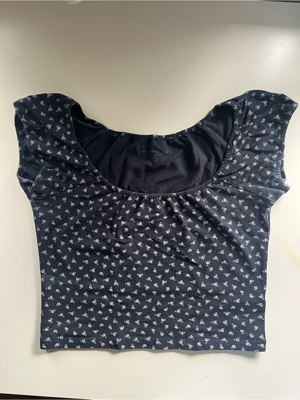 Brandy Melville Navy Floral Scoop Crop Top